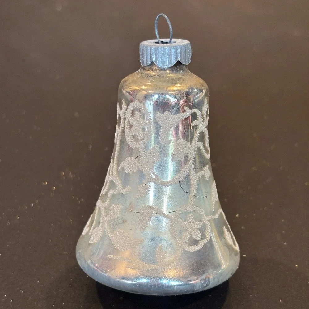 Shiny Brite Vintage Bell Ornament Silver Mercury Glass Mica Stencil 3in
